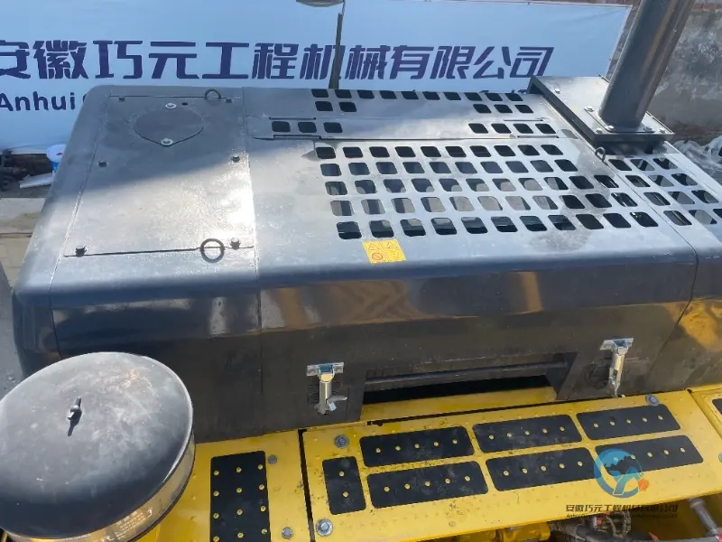 7_Used-Excavator-Komatsu-PC-450-8-3
