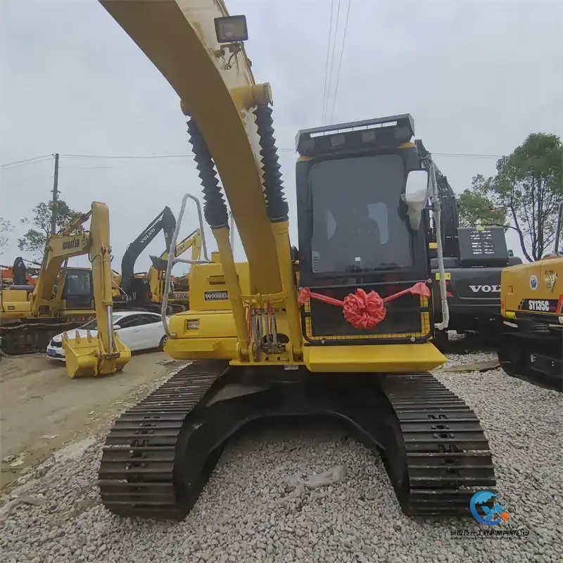 7_Used-Excavator-Komatsu-PC1301