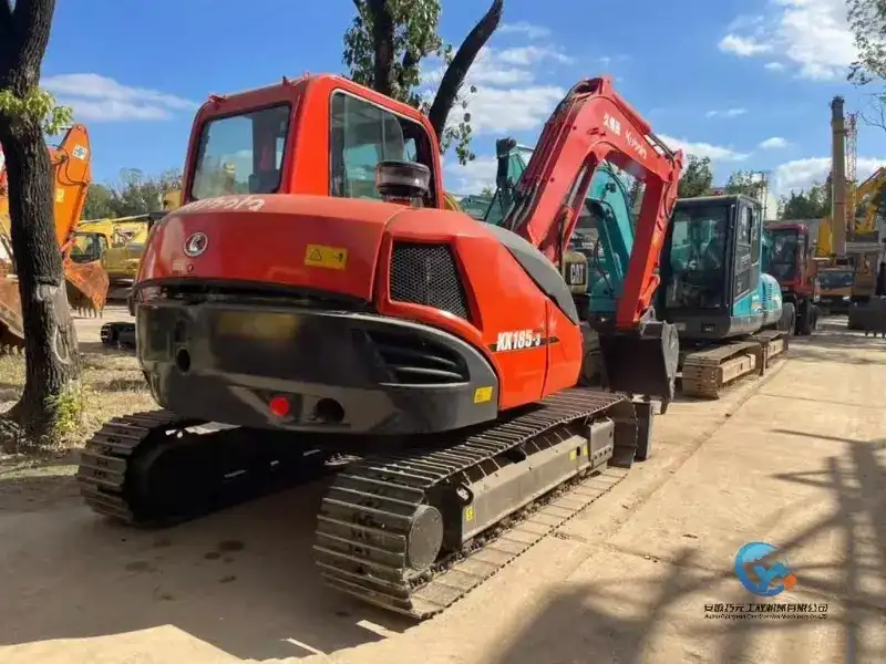 7_Used-Excavator-Kubota-KX18512