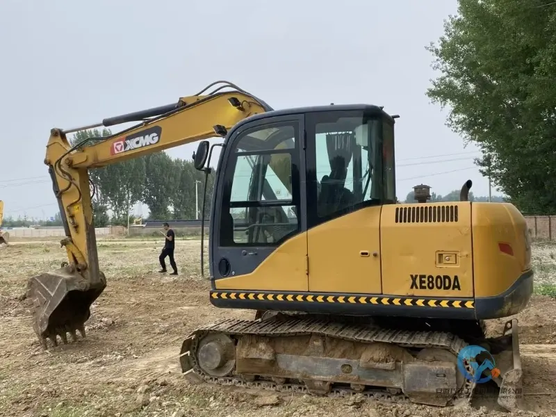 7_Used-Excavator-XCMG-XE80D-4