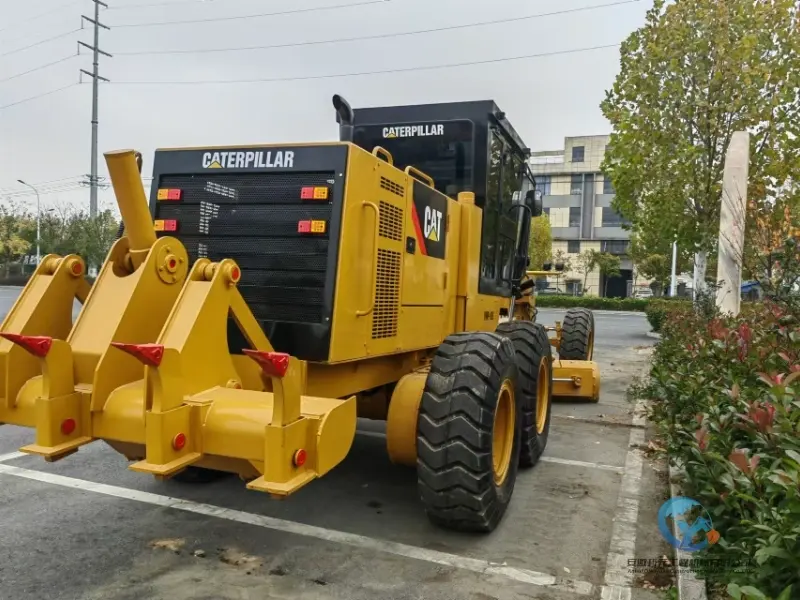 7_Used-Grader-Caterpillar-140H-7