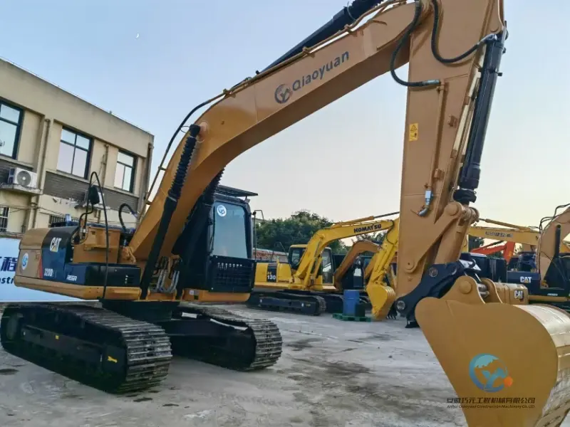 8_2022-Used-Excavator-Caterpillar-320D2L-13
