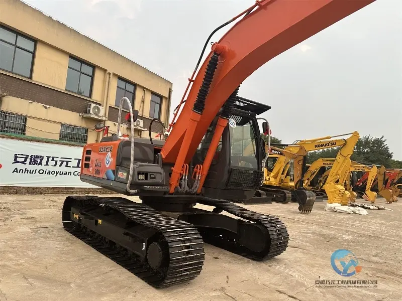 8_2023-Used-Excavator-Hitachi-200-15