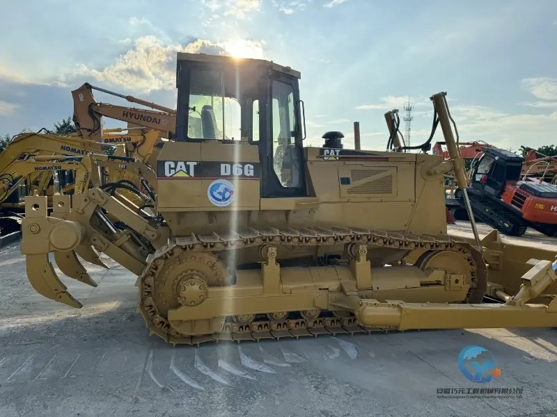8_Used-Bulldozer-Caterpillar-D6G-8
