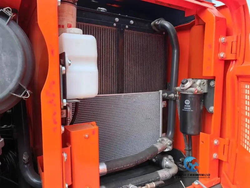 8_Used-Excavator-DOOSAN-DX15012