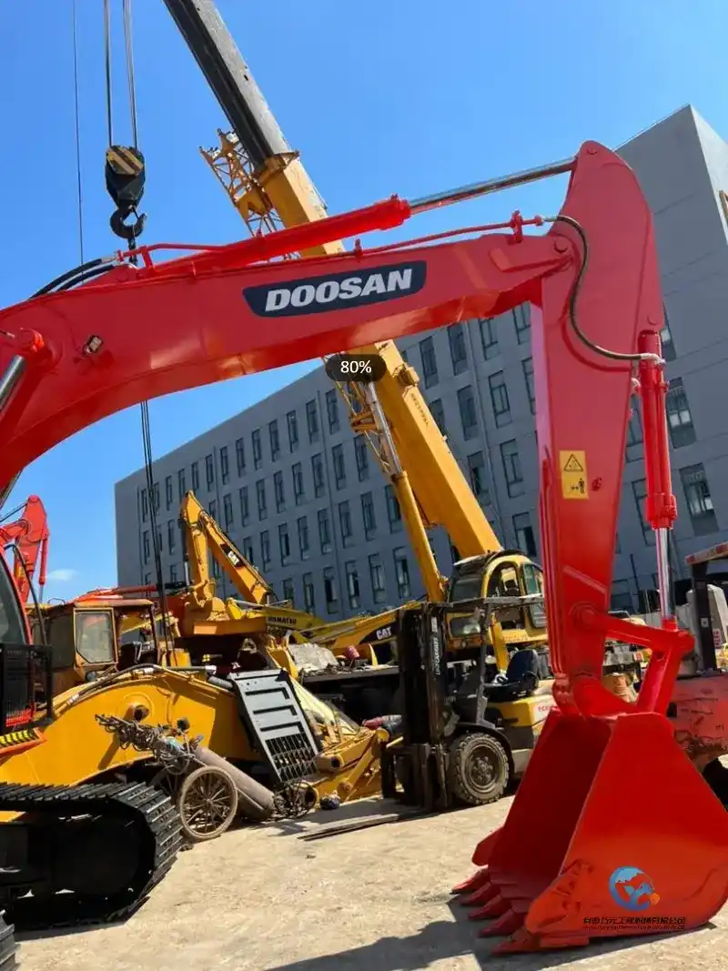 8_Used-Excavator-DOOSAN-DX300-LC-9C0