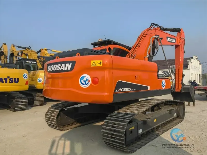 8_Used-Excavator-Doosan-DX225LC-9C-7