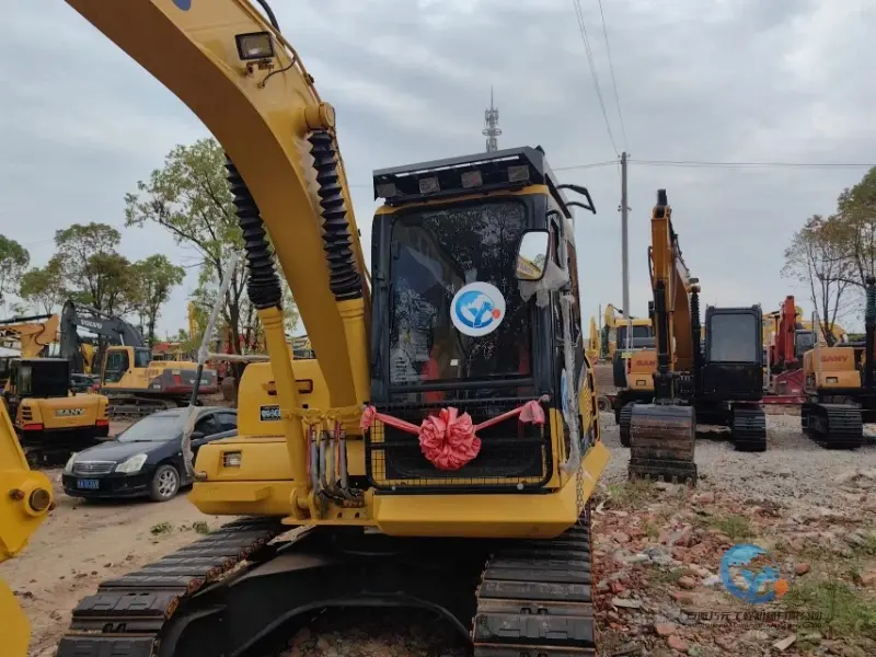 8_Used-Excavator-Komatsu-PC130-9