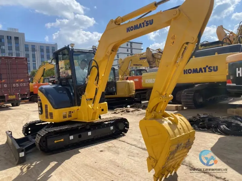 8_Used-Excavator-Komatsu-PC55MR-2-4