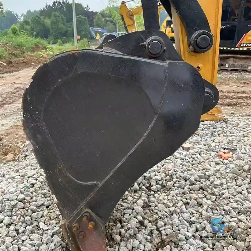 8_Used-Excavator-Sany-SY1351-1
