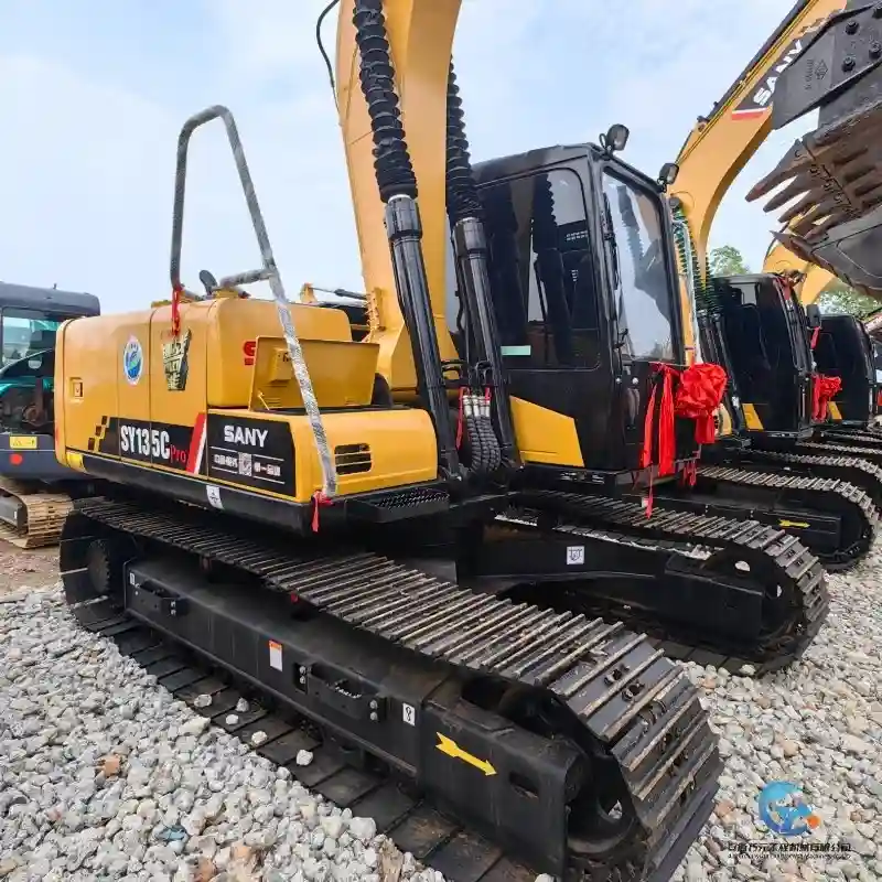 8_Used-Excavator-Sany-SY1351