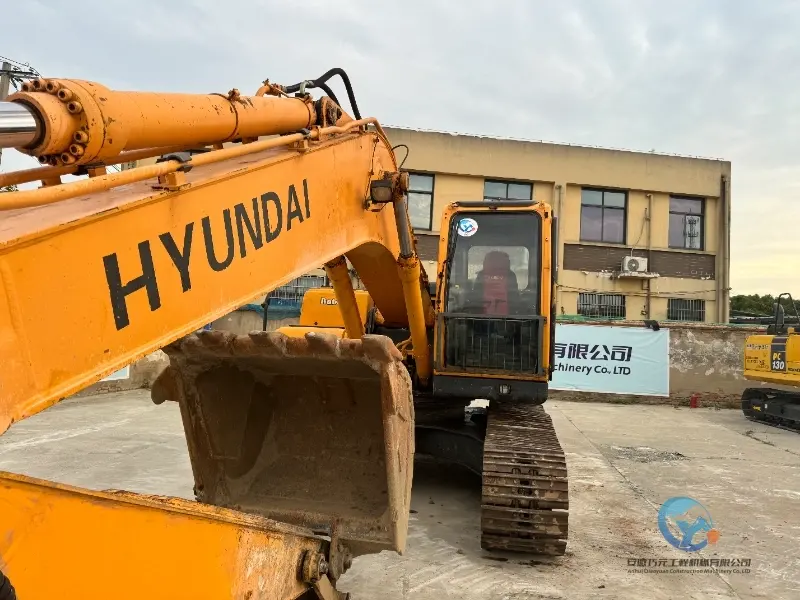 9_2020-Used-Excavator-Hyundai-220LC-9S-19