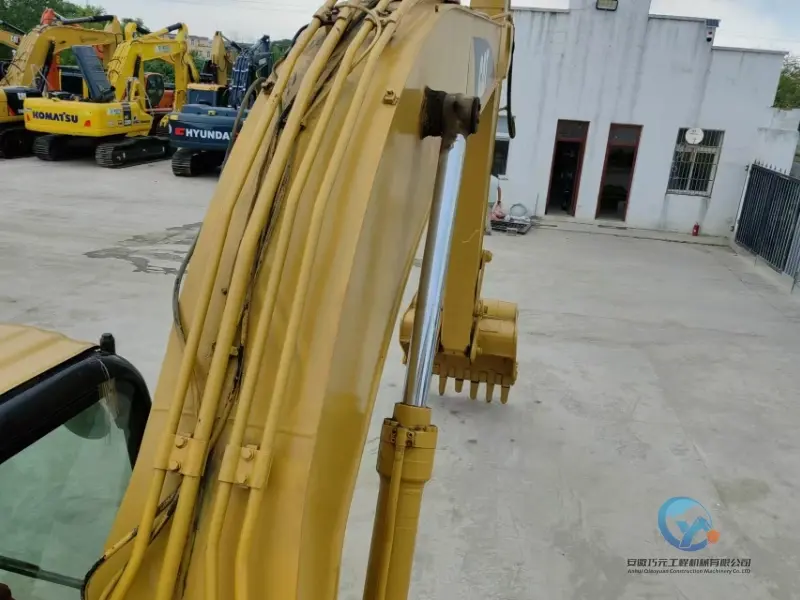 9_Used-Excavator-Caterpillar-320CL-4