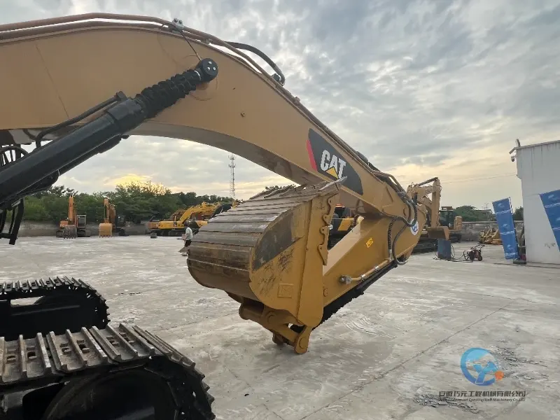 9_Used-Excavator-Caterpillar-336D2-12