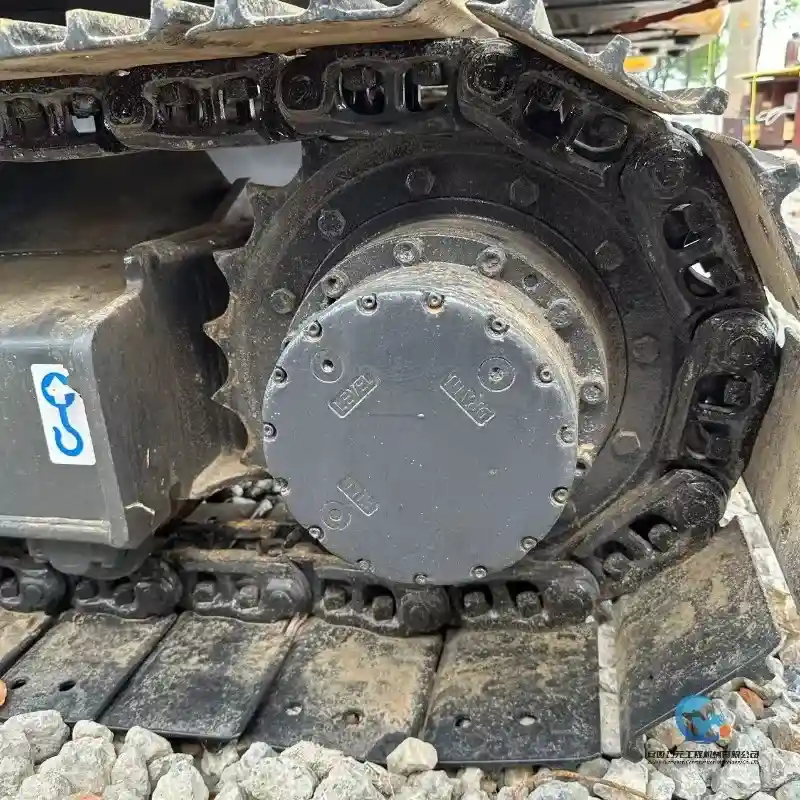 9_Used-Excavator-Hitachi-ZX702