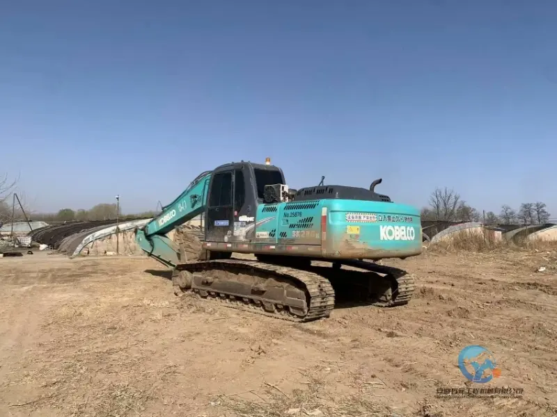 9_Used-Excavator-Kobelco-SK260-3
