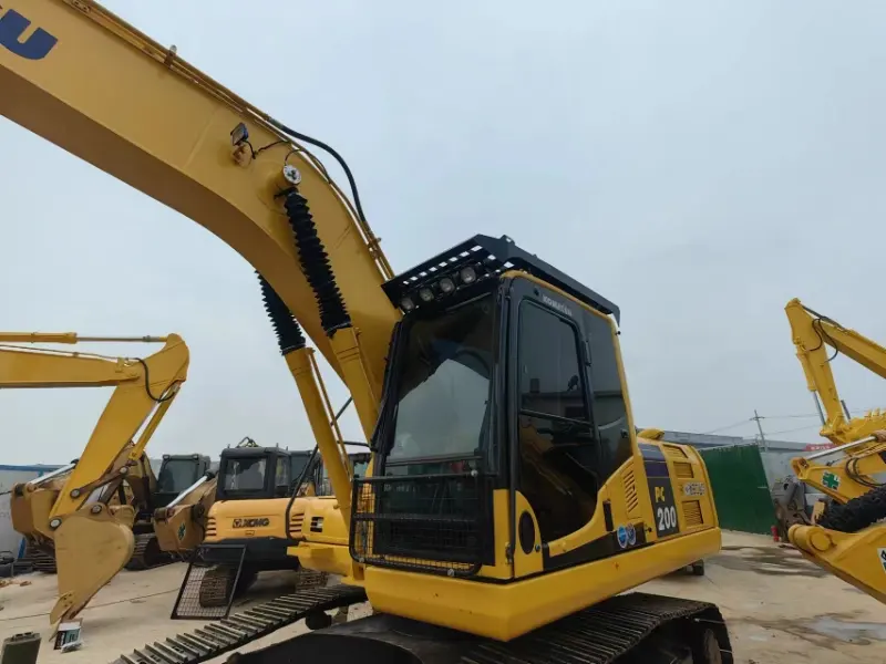 9_Used-Excavator-Komatsu-PC2003