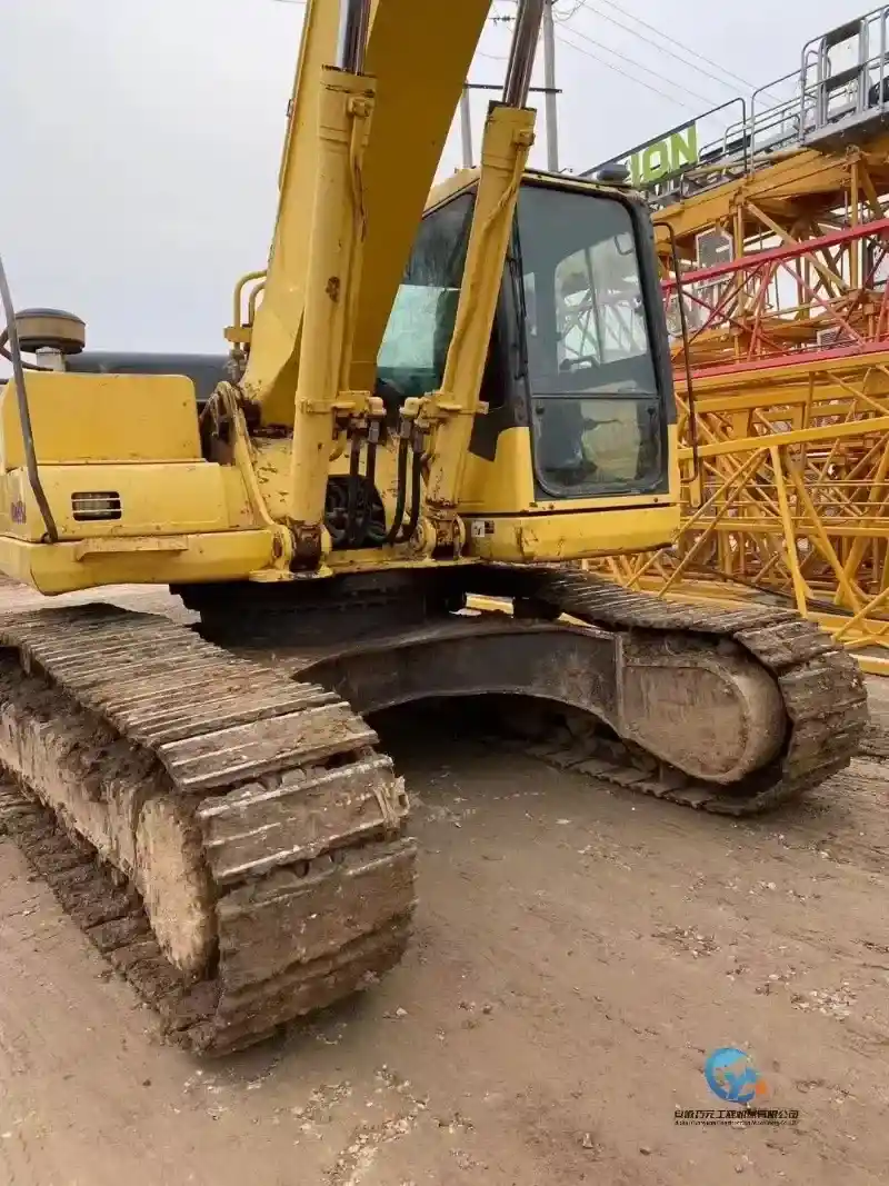9_Used-Excavator-Komatsu-PC300-70-1