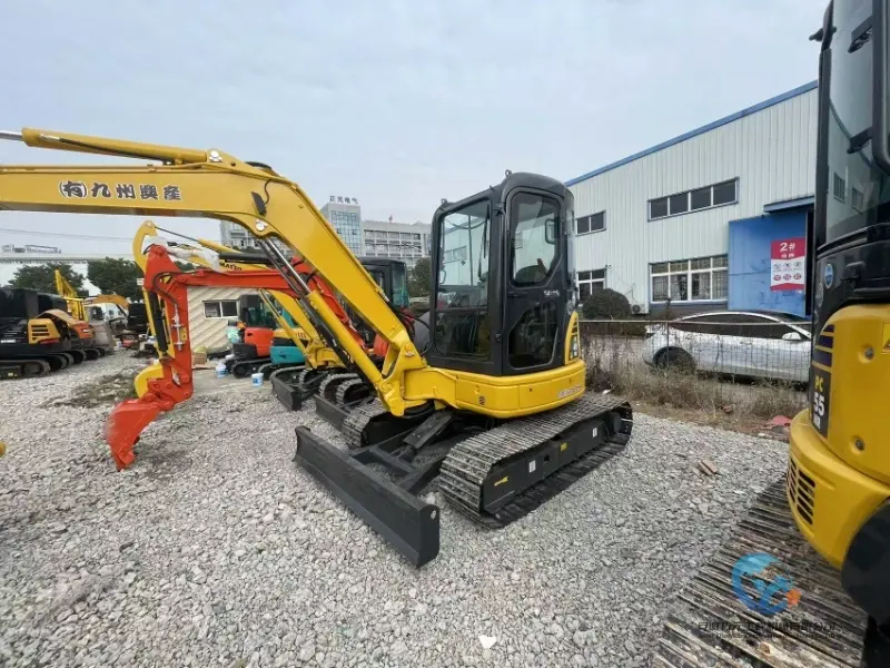 9_Used-Excavator-Komatsu-PC40-MR-3