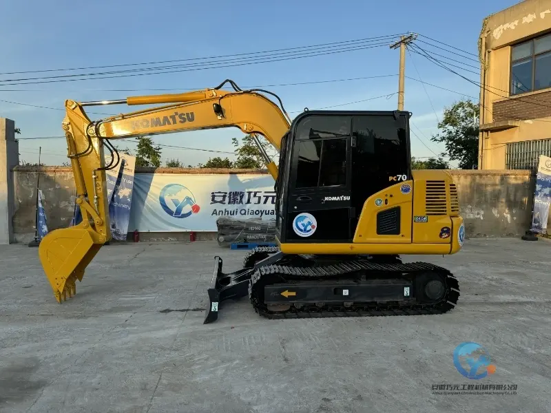 9_Used-Excavator-Komatsu-PC70-8-4