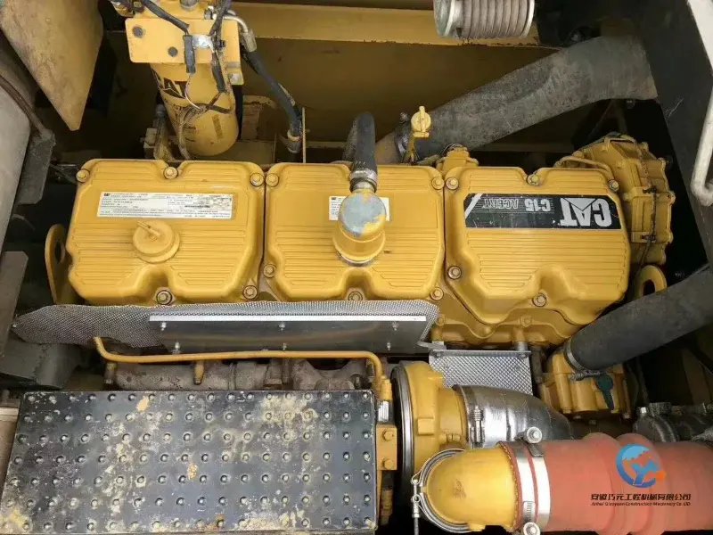 Used-Excavator-Caterpillar-374D1_W_800px