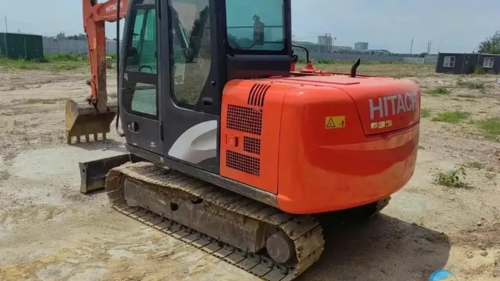 10_Used-Excavator-Hitachi-ZX606