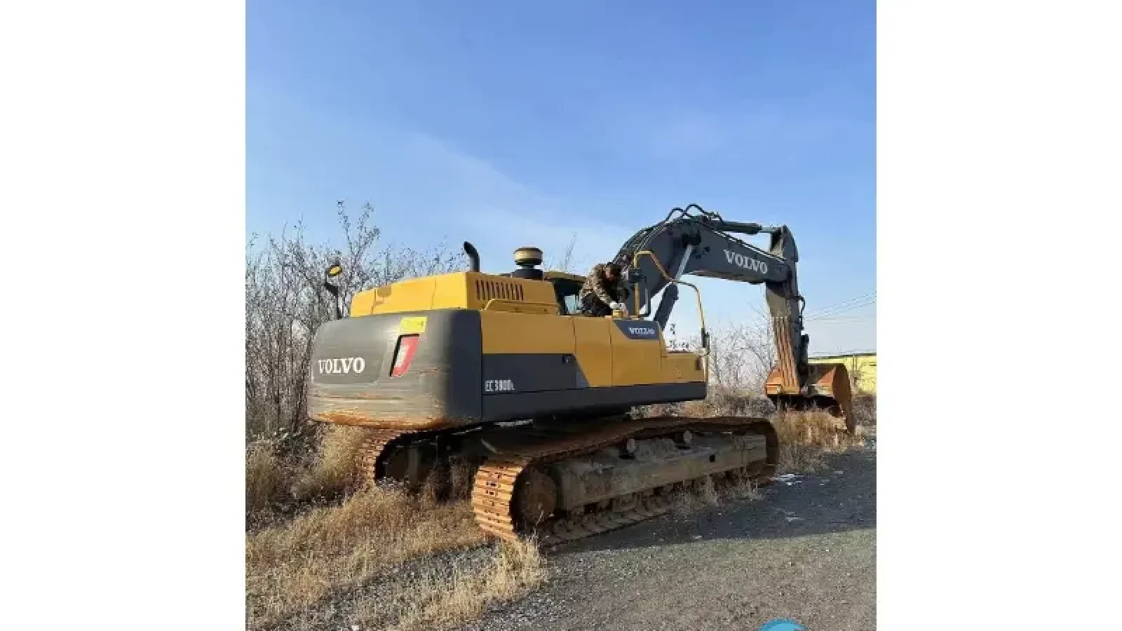 23_Used-Excavator-Volvo-EC380DL17