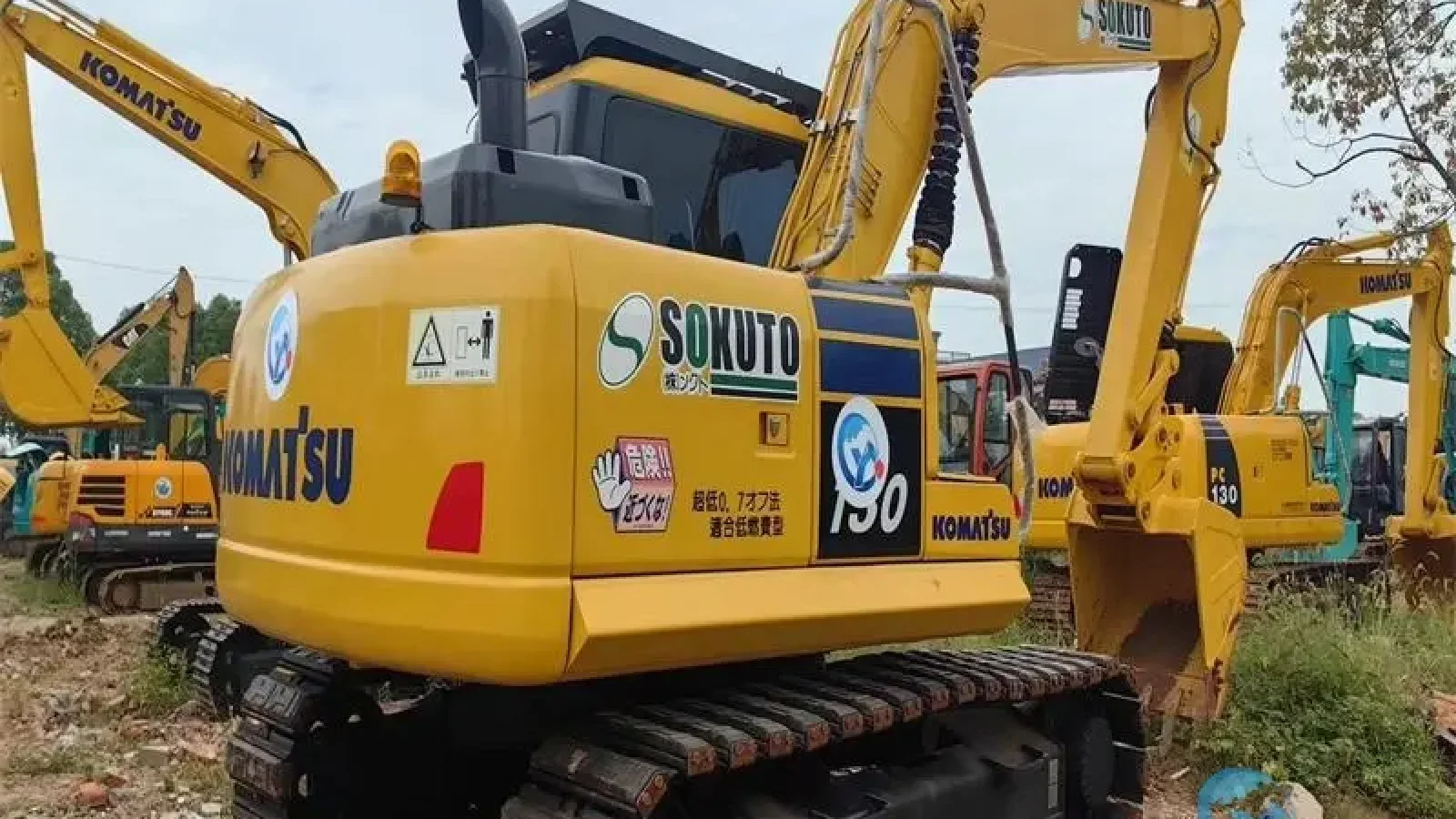 29_Used-Excavator-Komatsu-PC130-19-1