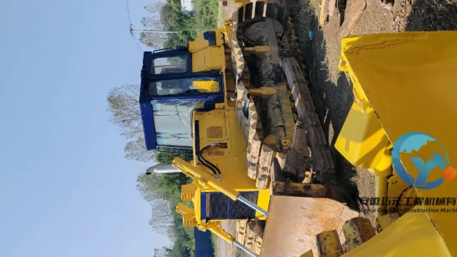 4_Komatsu-D1554