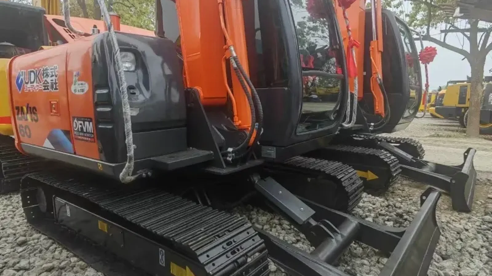 5_Used-Excavator-Hitachi-ZX60-15