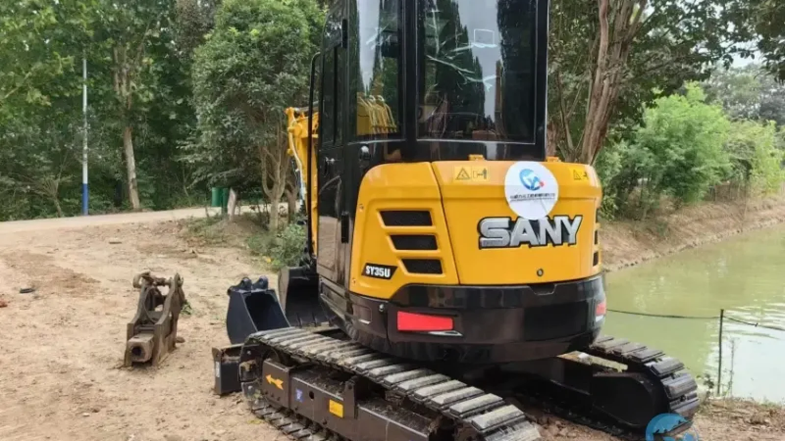 5_Used-Excavator-Sany-35U-2