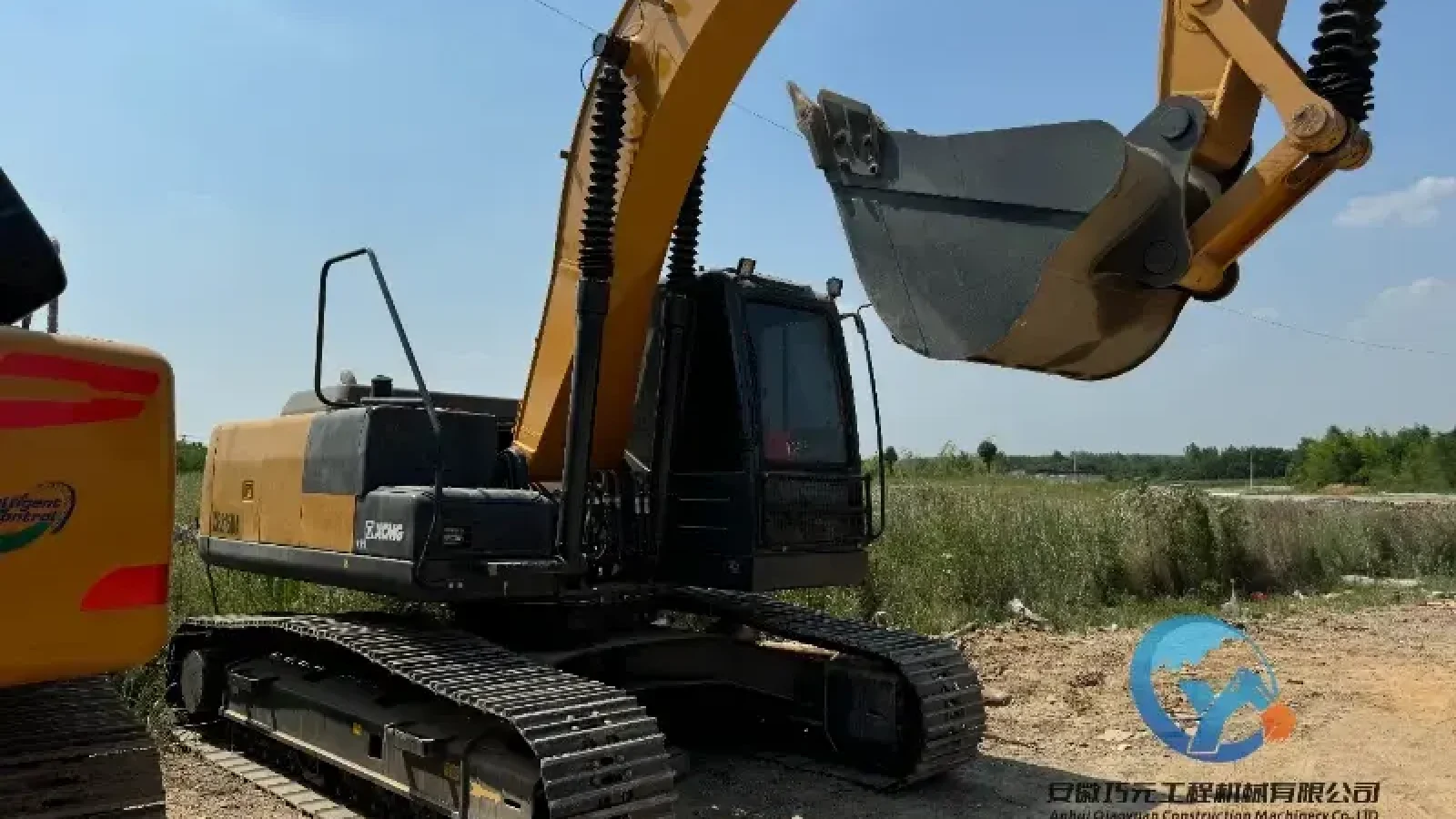6_Used-Excavator-XCMG-XE215DA2