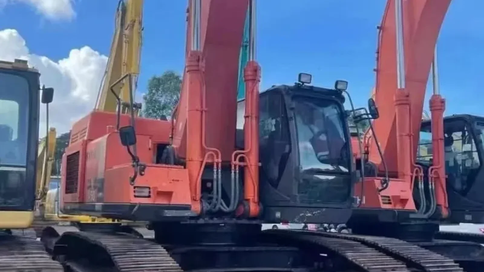 7_Used-Excavator-Hitachi-ZX4500