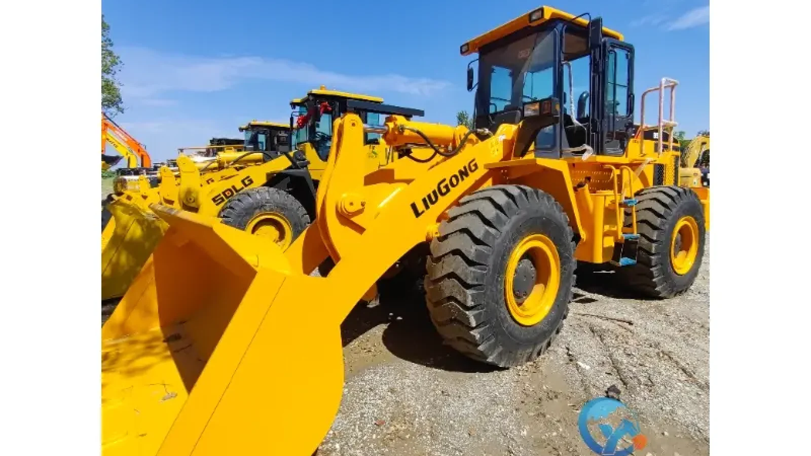 8_Used-Loader-LiuGong-CLG85611