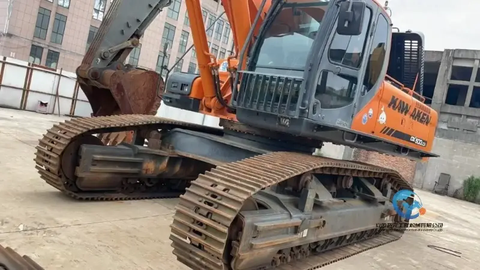 Pelles d'occasion-Doosan-DX5005