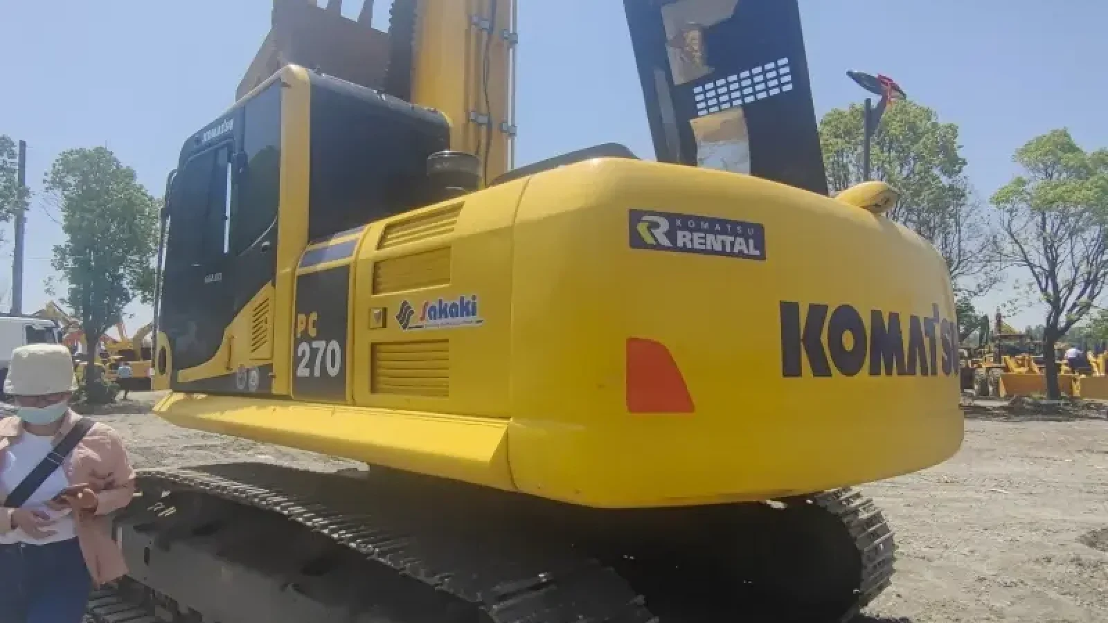 Used-Excavator-Komatsu-PC2704