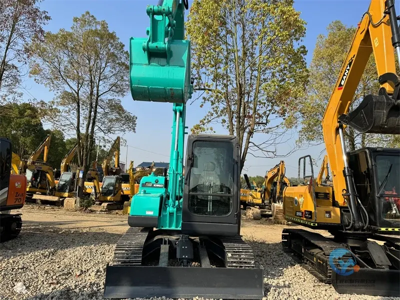 Pelle Kobelco SK75 d'occasion