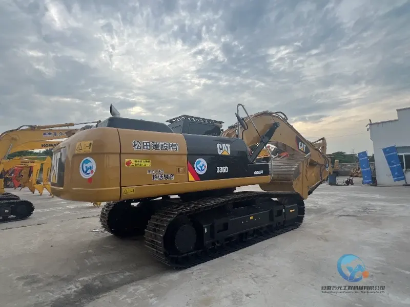 Excavateur Caterpillar 336D2 d'occasion
