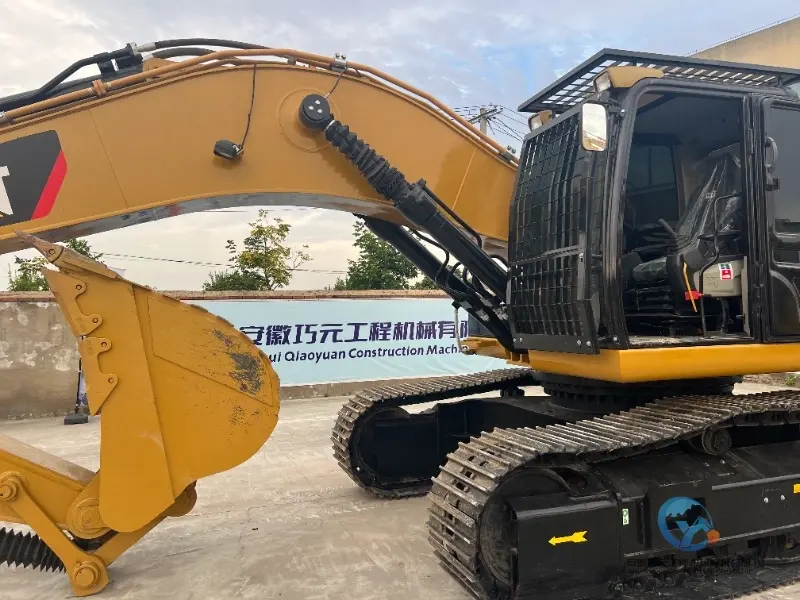 Excavateur Caterpillar 336D2 d'occasion