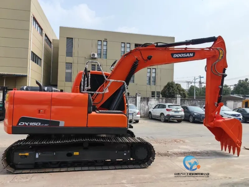 Pelle hydraulique Doosan DX150LC-9C d'occasion