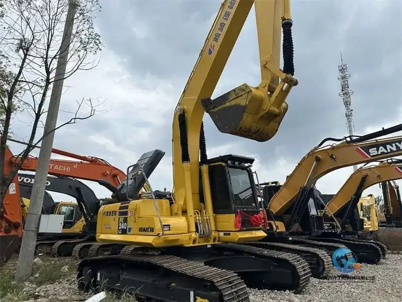 Used Excavator Komatsu PC240