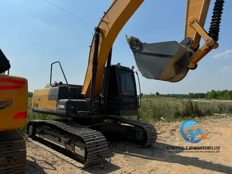 Used Excavator XCMG XE215DA