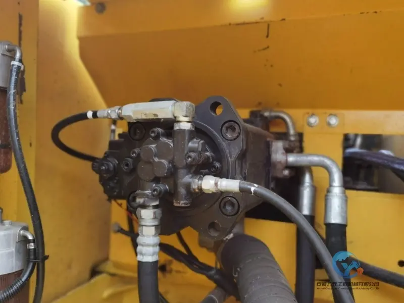 Pelle Kobelco SK330 d'occasion