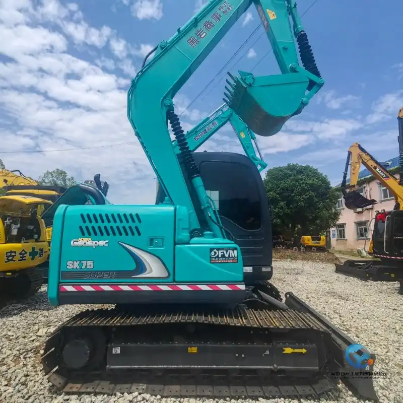Pelle Kobelco SK75 d'occasion