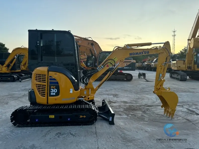 Used Excavator Komatsu PC30MR-2