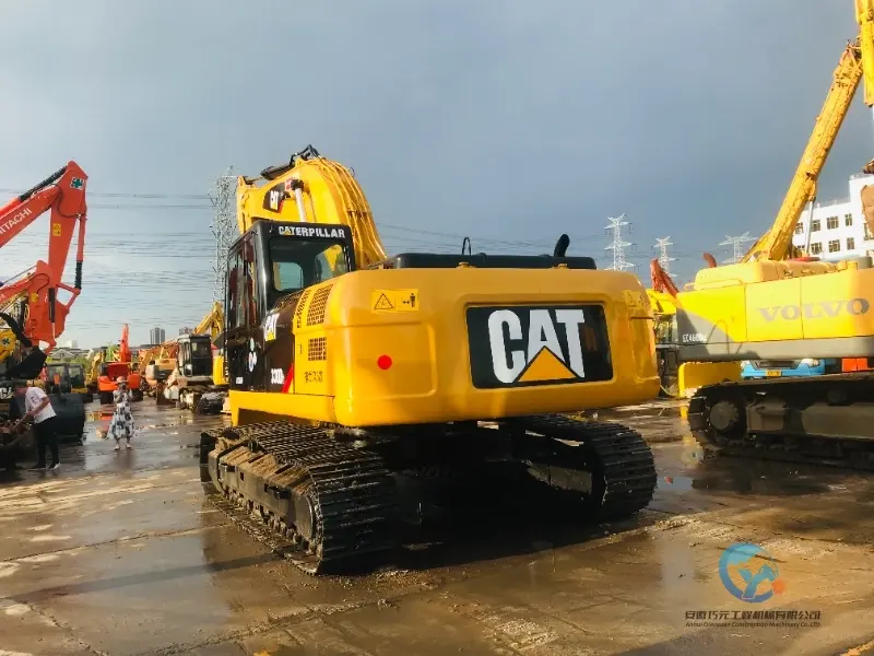 Used Excavator Caterpillar 330D2