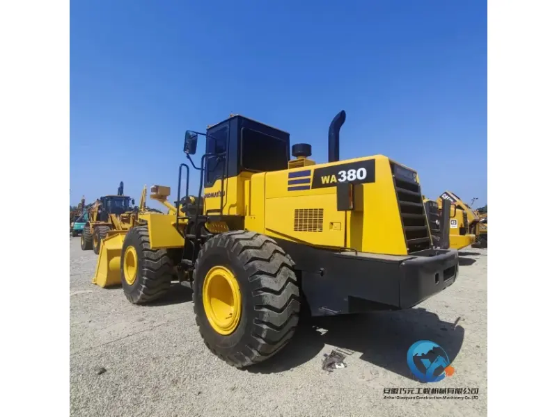 Chargeur Komatsu WA380 d'occasion