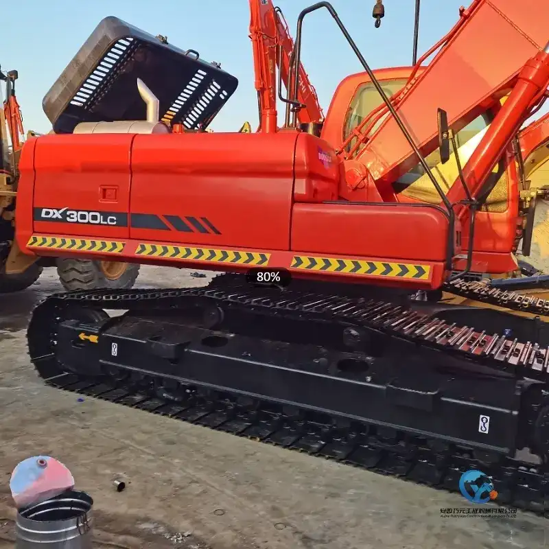 Pelle hydraulique Doosan DX300LC d'occasion