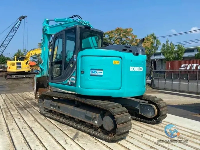 Pelle Kobelco 135SRD-5 d'occasion