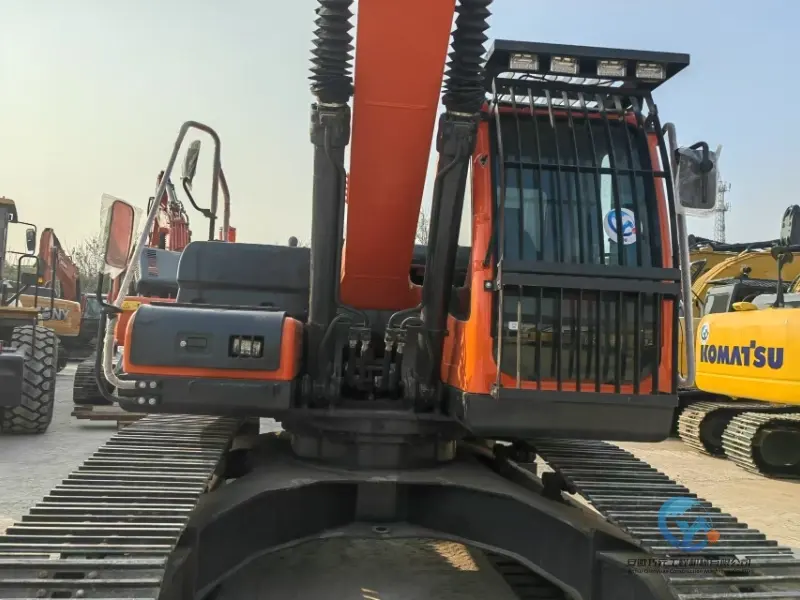 Excavatrice Doosan DX225LC-9C d'occasion